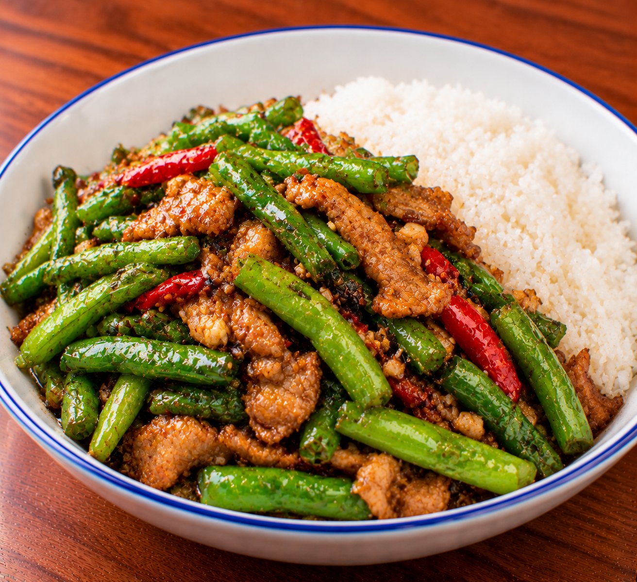 四季豆炒肉盖饭