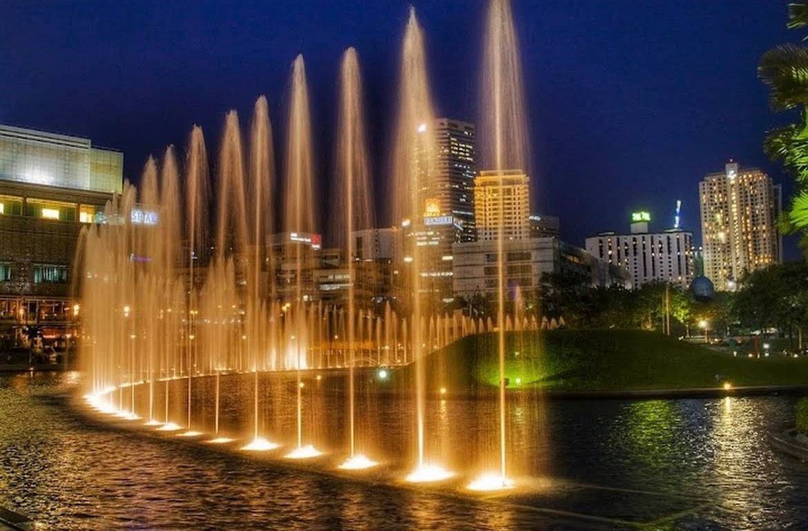 🌿 马来西亚吉隆坡 · 城中城公园