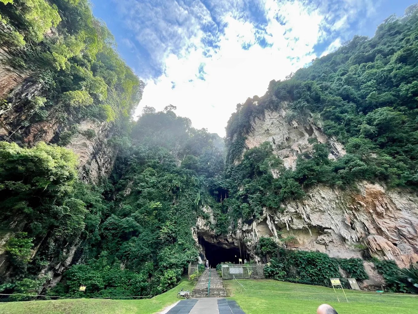 ⛰ 马来西亚怡保 · 极乐洞