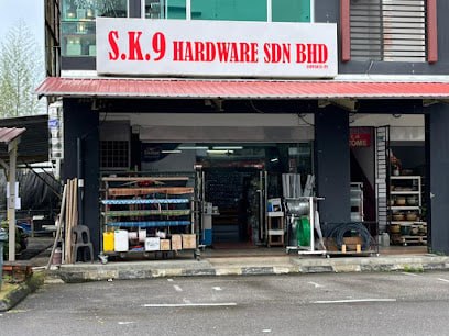 家庭灯饰与电器专区。常年大量现货供应超平价的 LED 嵌入式